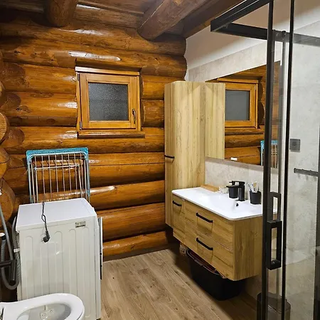 Korina Villa Fužine
