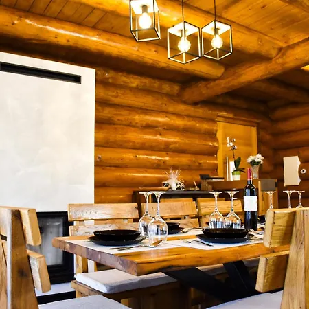 Korina Villa Fužine